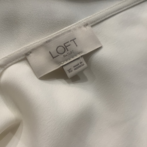 Ann Taylor Loft Outlet Spaghetti Strap Sheer Tank To With Front Buttons Size XS - Picture 9 of 10